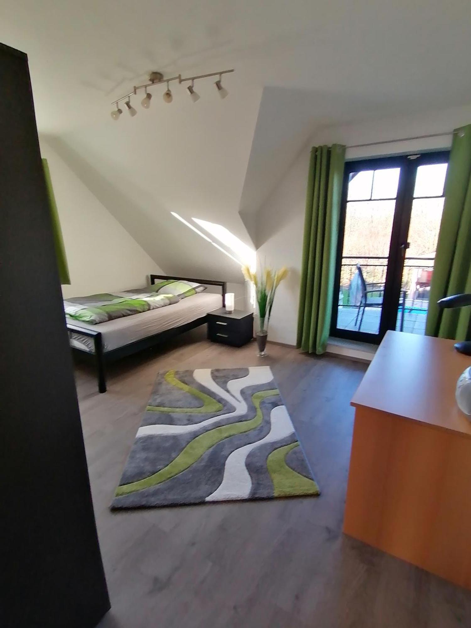 Ferienwohnung "Sanssouci", Muelheim Selbeck Mülheim an der Ruhr Buitenkant foto