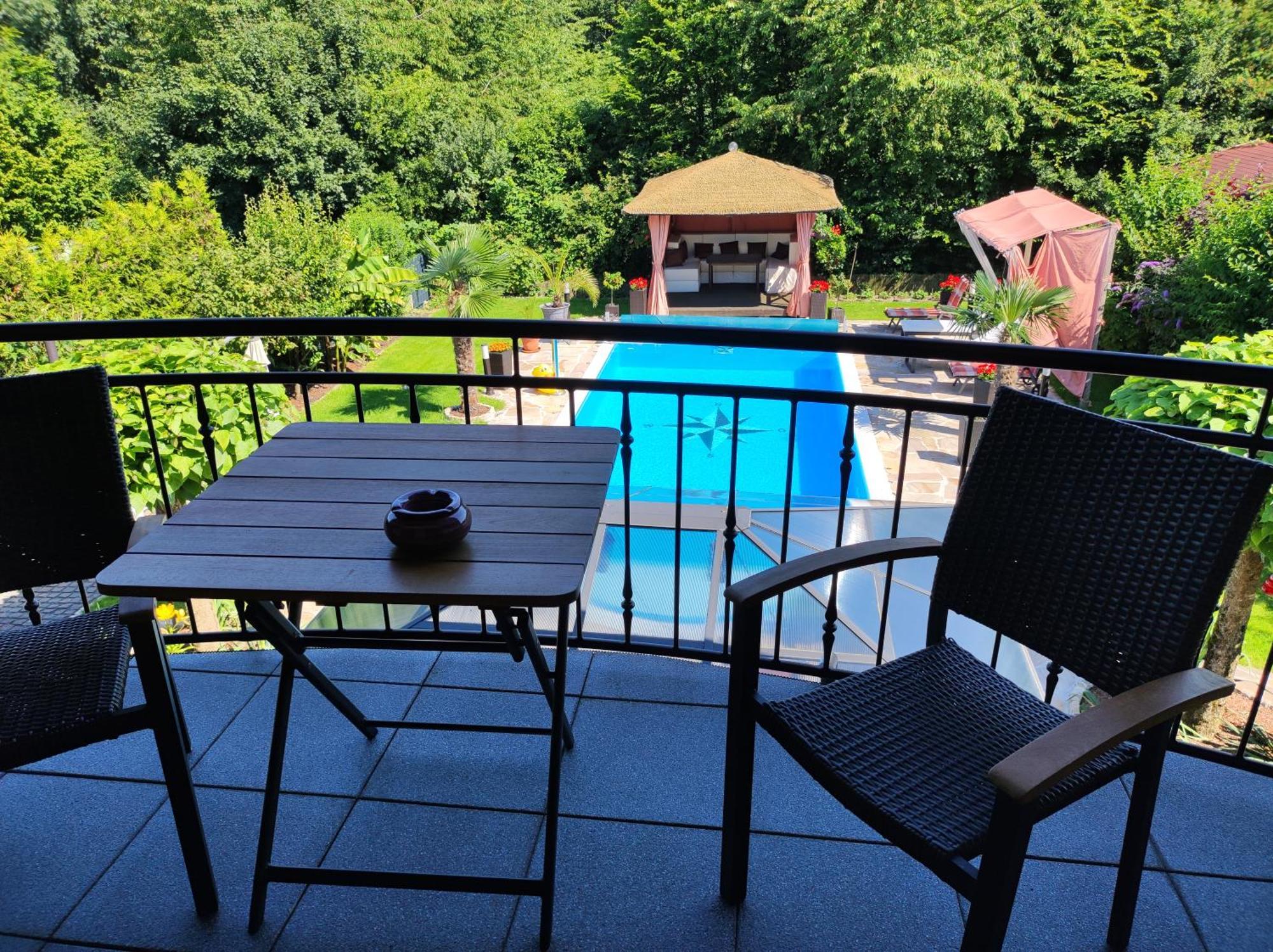 Ferienwohnung "Sanssouci", Muelheim Selbeck Mülheim an der Ruhr Buitenkant foto